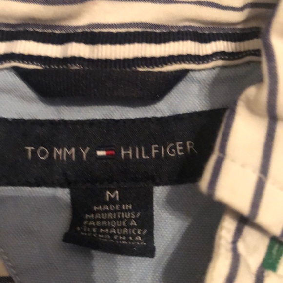Men’s Tommy Hilfiger Button Down. - Picture 2 of 3